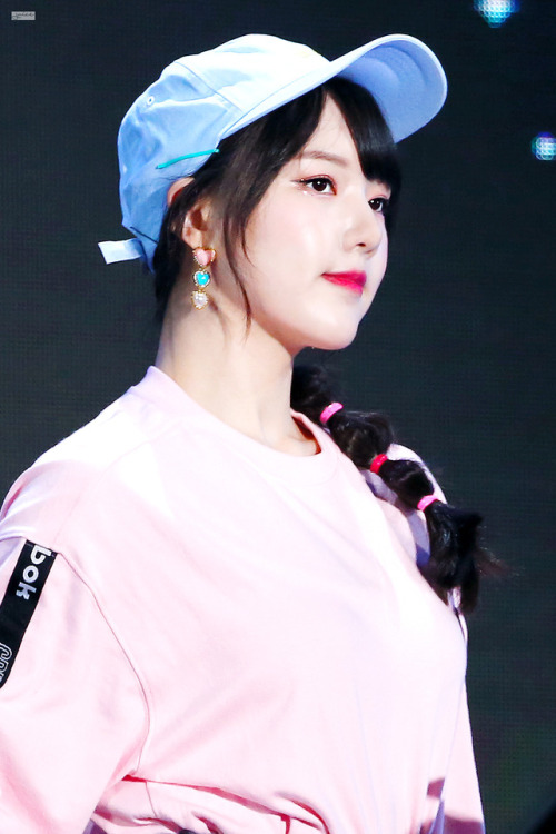 gfriendunited:© JUICE | do not edit