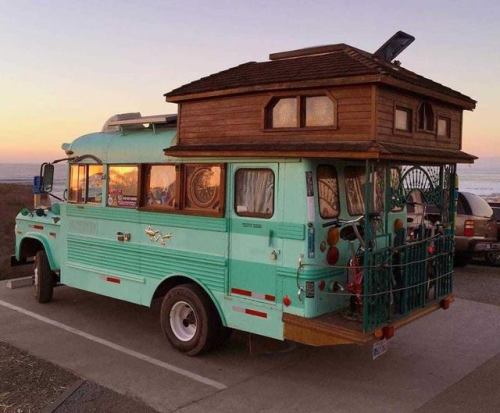 dirtyhippieproductions:Hippie Bus Love! ☮  ❤ ॐFollow Us On...