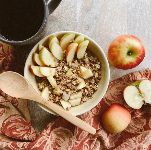 abundantgraceandivorylace:➵ delicious fall mornings call for an...