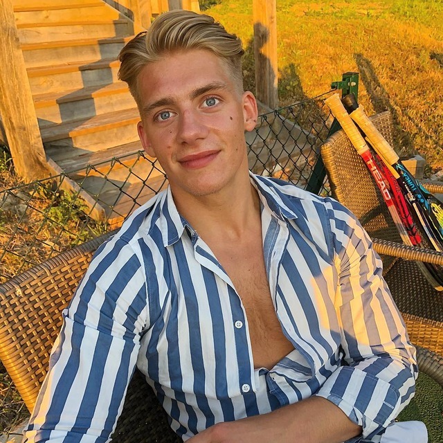 Blond Boy Toys — hotshirtboy: @bradwarwickbrowne