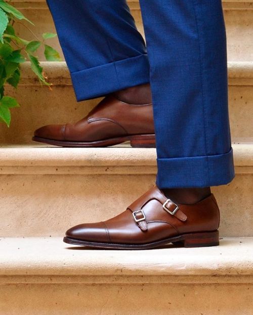 meermin:Oak antique double monks. So versatile you wouldn’t...