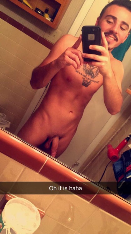 str8guysbaited:More STR8 BOYS HERE! Follow!