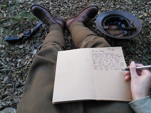 a-french-guardsman:A British officer writes a letter to an...