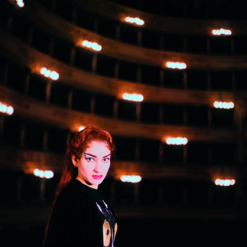 animus-inviolabilis:Maria Callas photographs from the sessions...