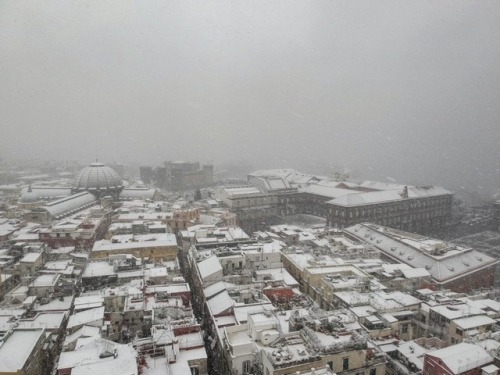 bucciluigi:Napoli sotto la neve - 27/03/2018