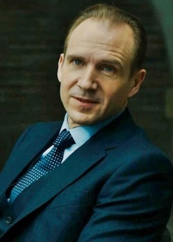 Ralph Fiennes Voldemort Porn - gareth mallory | Tumblr