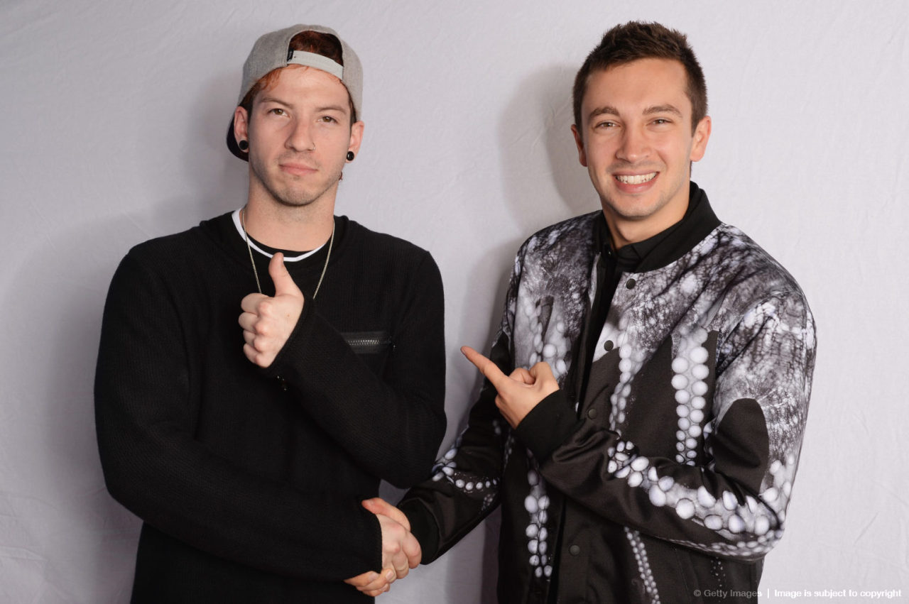 One and twenty. Группа твенти Ван. 21 Пилот группа. Twenty one Pilots 2015. Джош 21 Pilots.