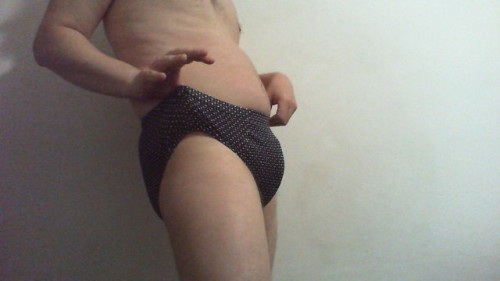 Some more of me on my hot Van Heusen bikini briefs!