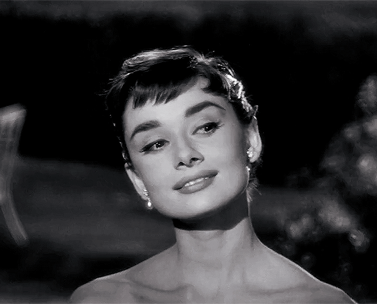 Gif Audrey Hepburn