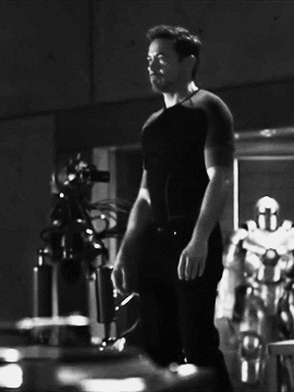 dailytonystarkdancinggif