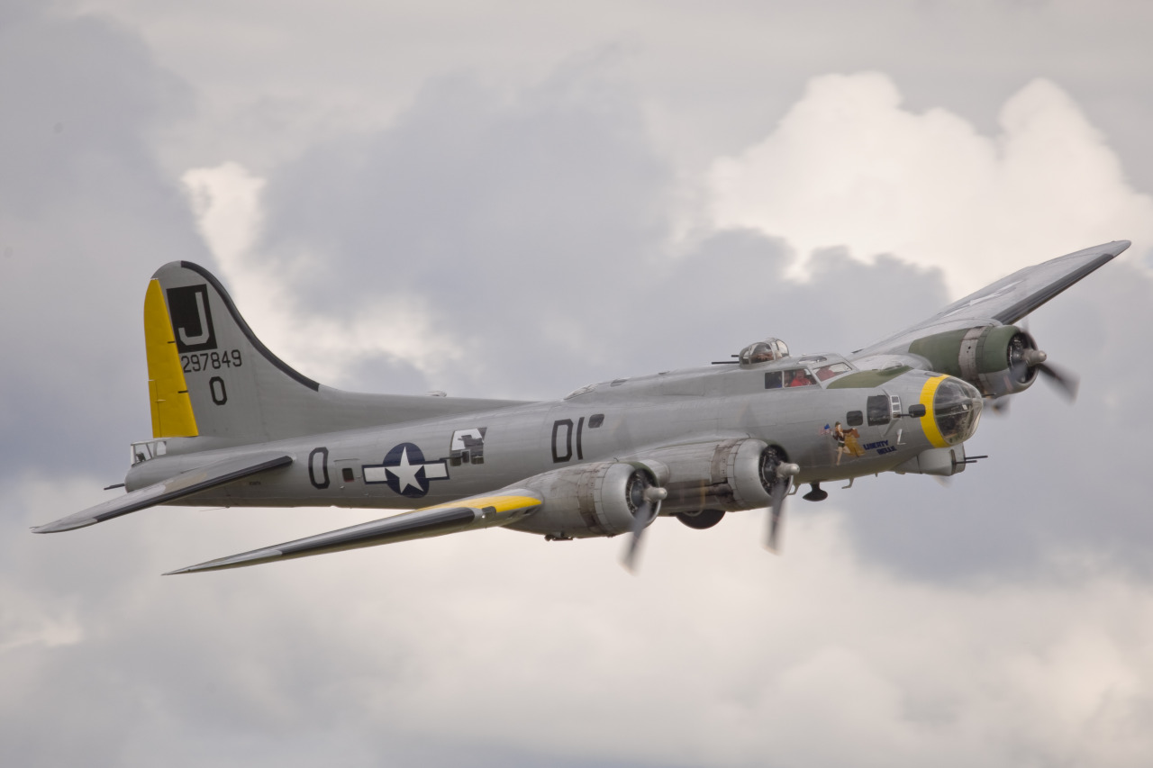 Boeing B-17 Flying Fortress - Forgotten Futures