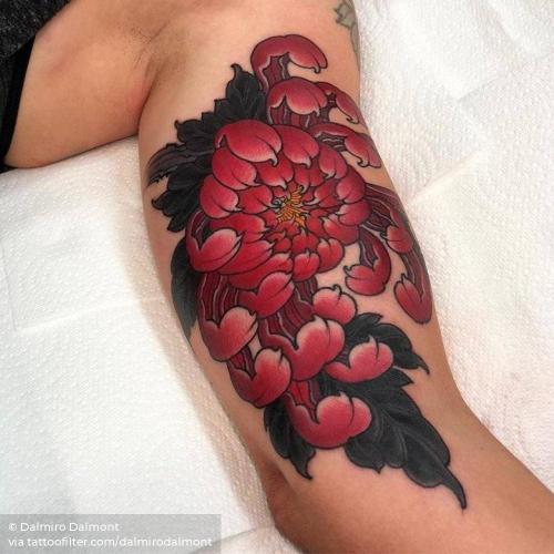 By Dalmiro Dalmont, done at Black Garden Tattoo, London.... big;chrysanthemum;dalmirodalmont;facebook;flower;inner arm;japanese;nature;neo japanese;twitter