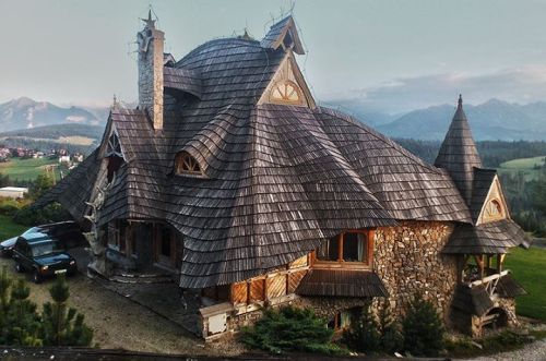 concapx:voiceofnature:Whimsical house i neeeeeed it