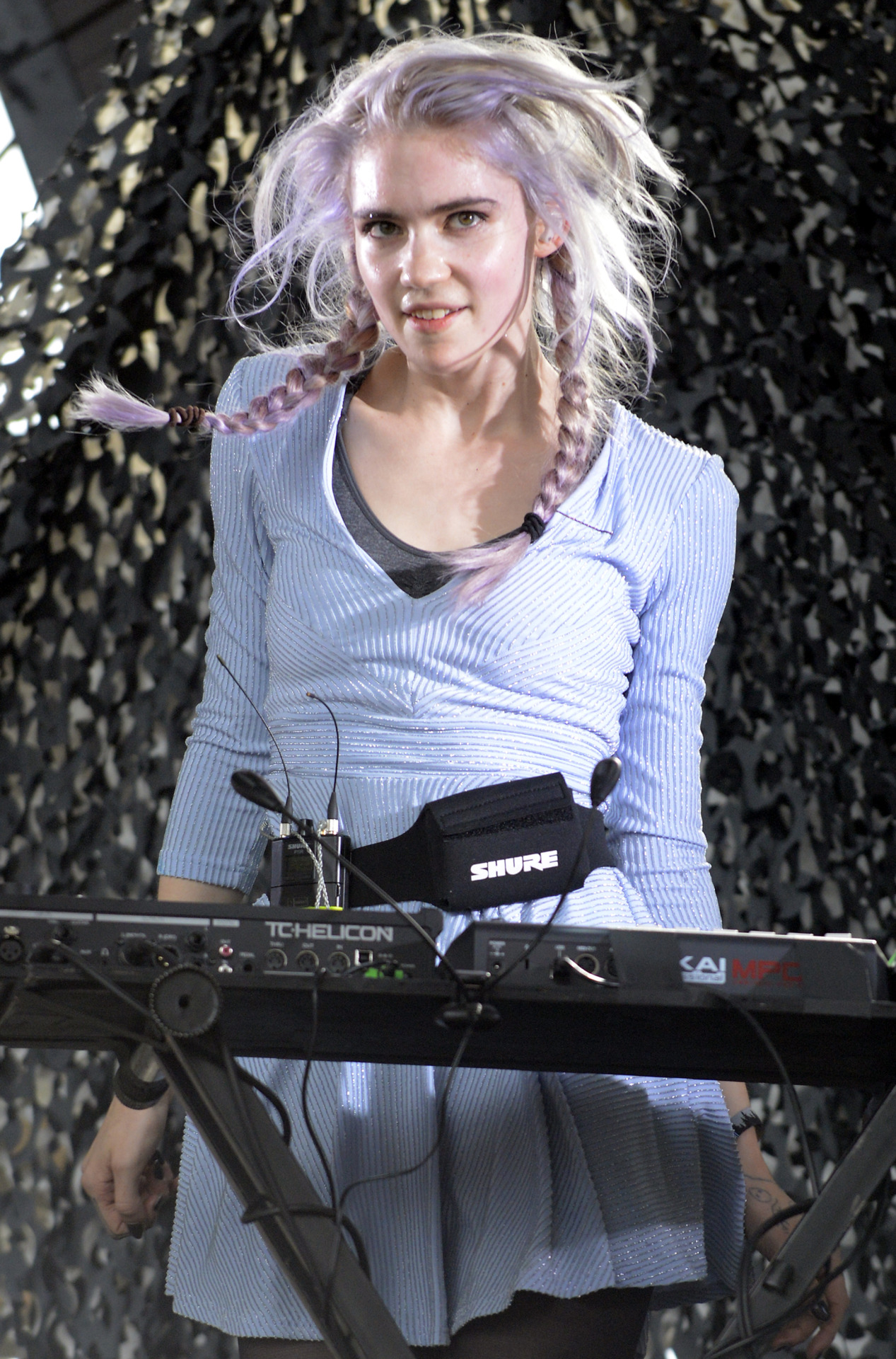 grimes-claireboucher.tumblr.com - stereogum: Grimes performs at this ...