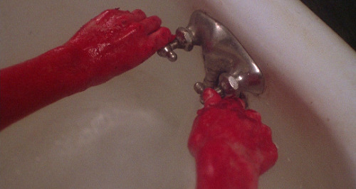 twilightly:Carrie (1976) dir. Brian De Palma