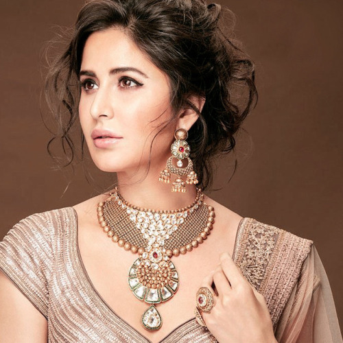 swagseswagaat:Katrina Kaif for Kalyan Jewellers