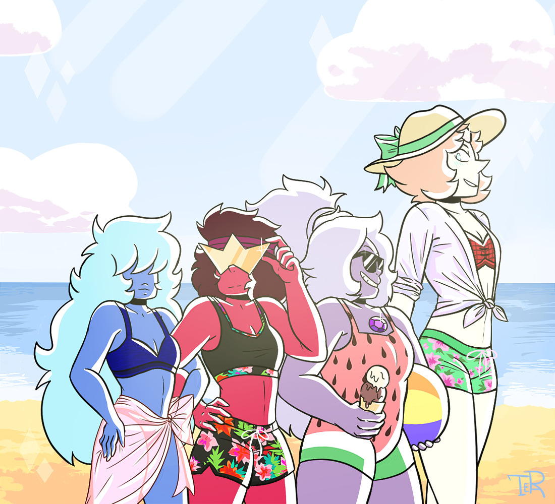 beach girls 🏖🌊
Have a nice summer everyone!