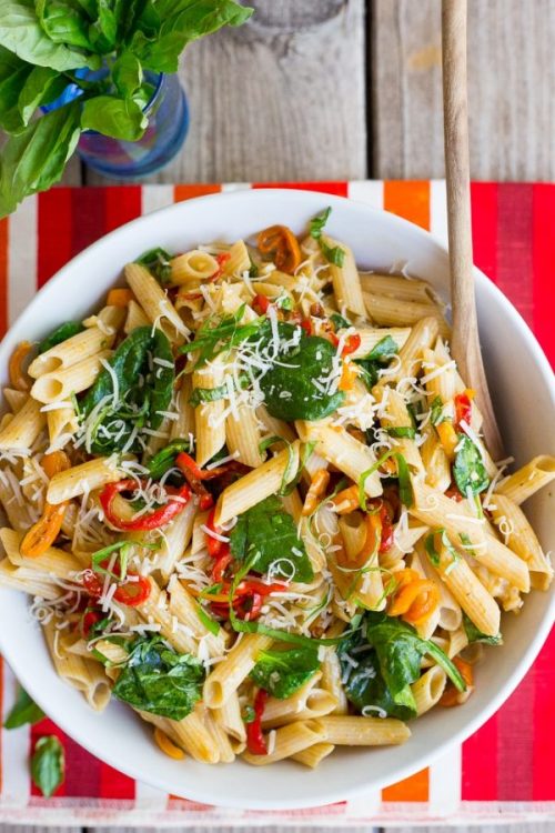 Balsamic Sweet Pepper Pasta with Spinach and Parmesan