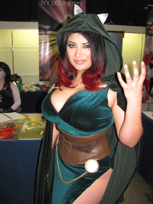 charlesrengel:“Cosplay Expo” at Frank & Son’s Collectible...