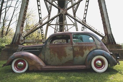 FORD DESIGN v8 flathead patina
