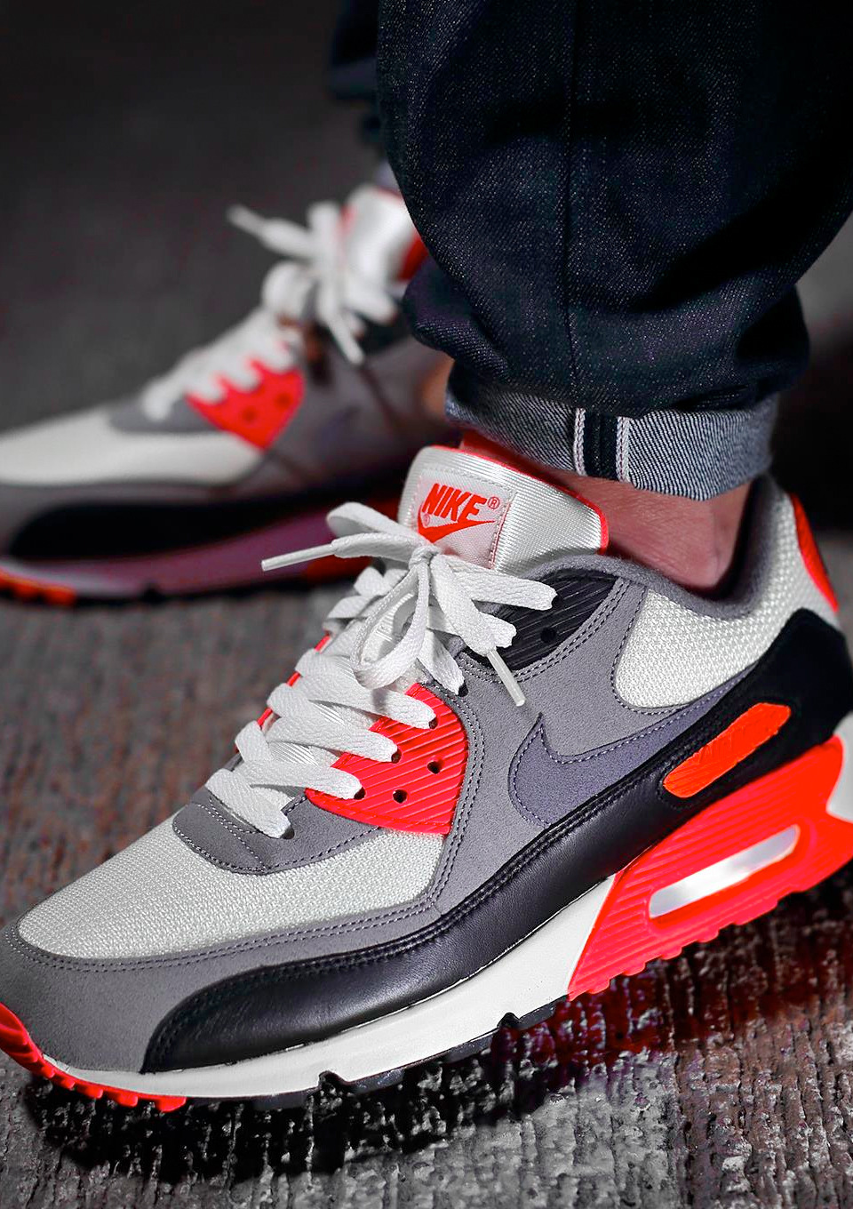 australia air max 90 infrared mike 0731c ec8c4 Nike Air Max 90 OG Infrared, Men's Fashion on Carousell