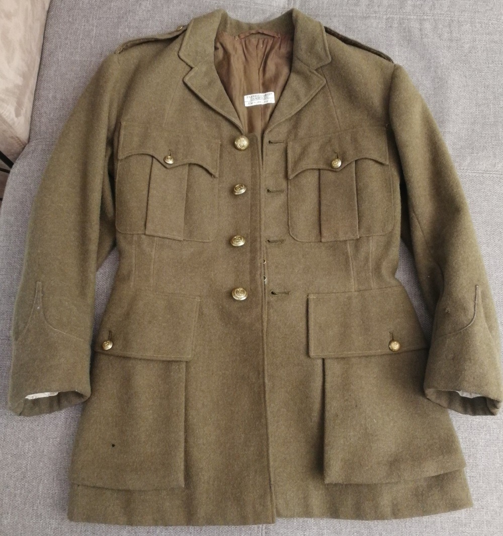 Vareuses et uniformes de l'officier britannique Tumblr_ppqob5jTR31v5pjqfo2_1280