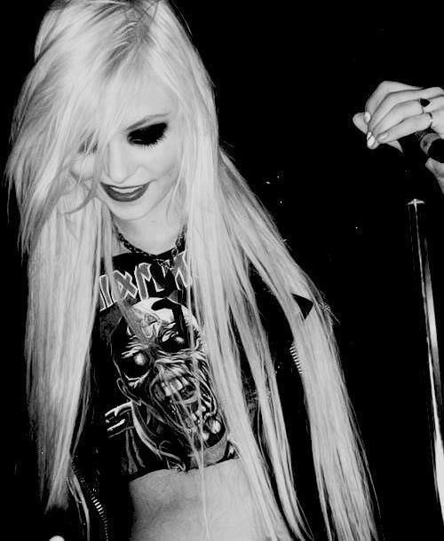 blonde hard rock smokey eyes long hair Taylor Momsen pretty reckless iron maiden t-shirt