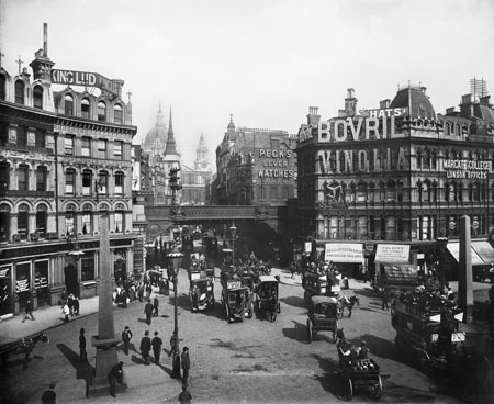 Ludgate Circus, London. 1895 - 1900. An elevated... - Historic England