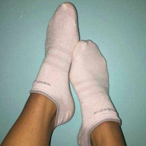 lexilovesanklesocks:Thank you @its_britneybtch for the amazing...