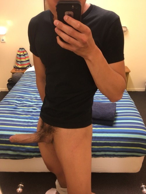 sgmakelove-notwar:bigdickaznboy:What’s good, what’s good,...