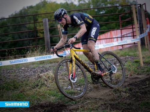 Toon Aerts wins Round 2 of the UCI Cyclocross World Cup at...