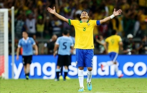 Il dramma di Neymar: mondiale finito. Il Brasile prega 