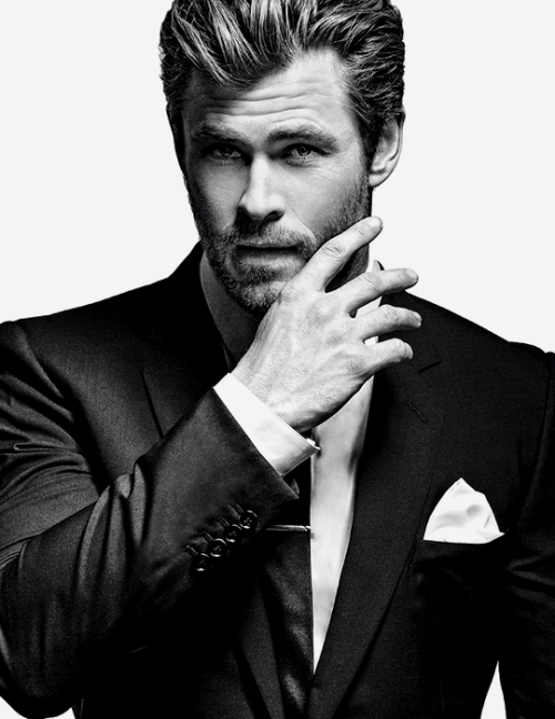 dailychemsworth: CHRIS HEMSWORTH photographed by... - men's fashion & style