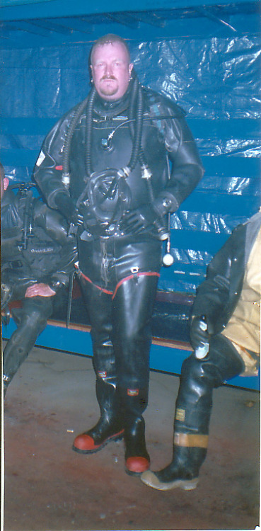 heavyrubbermaster:frglee2:me a couple of decades back in my...