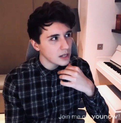 phancakeshowell:Dan’s liveshow 16/01/18