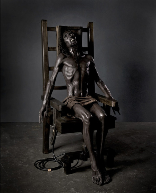 flowartstation:Incredible provocative works from Paul Fryer...