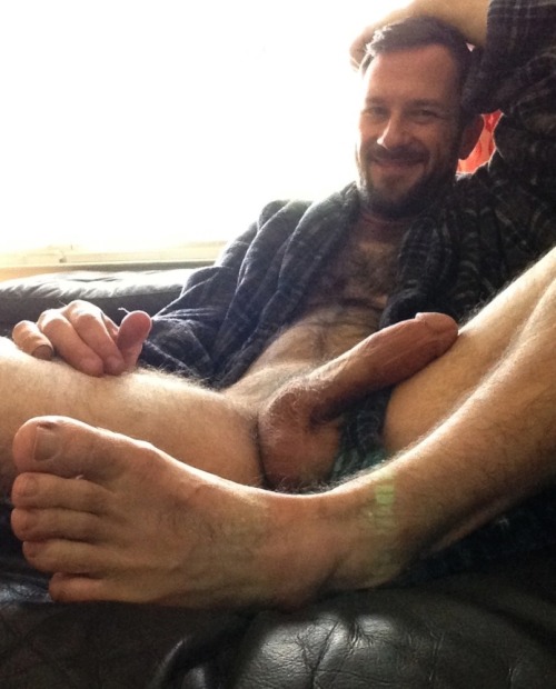 openrobe:
â€œFOLLOW MY OTHER TUMBLR BLOGS:
â€¢ Hairy, bearded and older men who are well hung: menwhohangwell.tumblr.com
â€¢ Hairy men with fit, well-developed, muscular chests:
hairytreasurechests.tumblr.com
â€¢  Hairy, bearded and older men in...