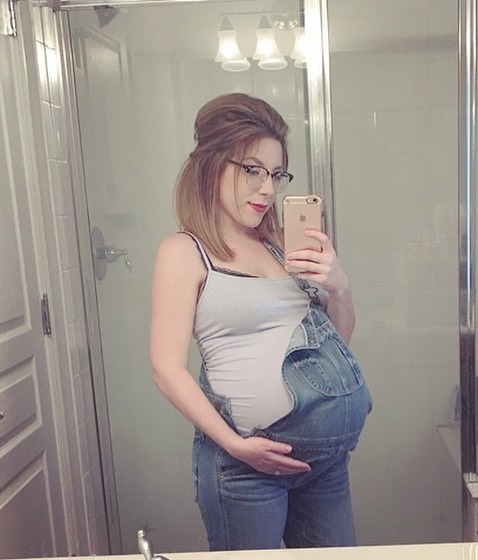 Pregnant Triplet Belly Telegraph 