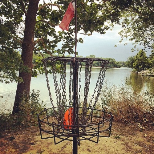 The view from 13. #discgolf #discgolfbasket #water-hazard