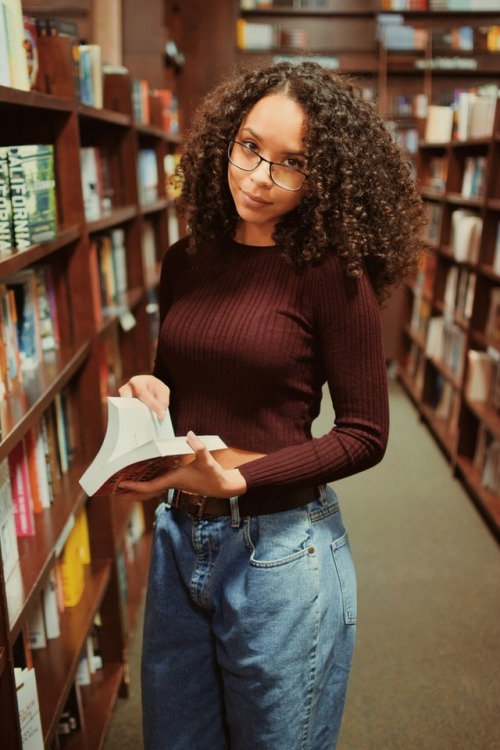 Curly hair and glasses  Tumblr