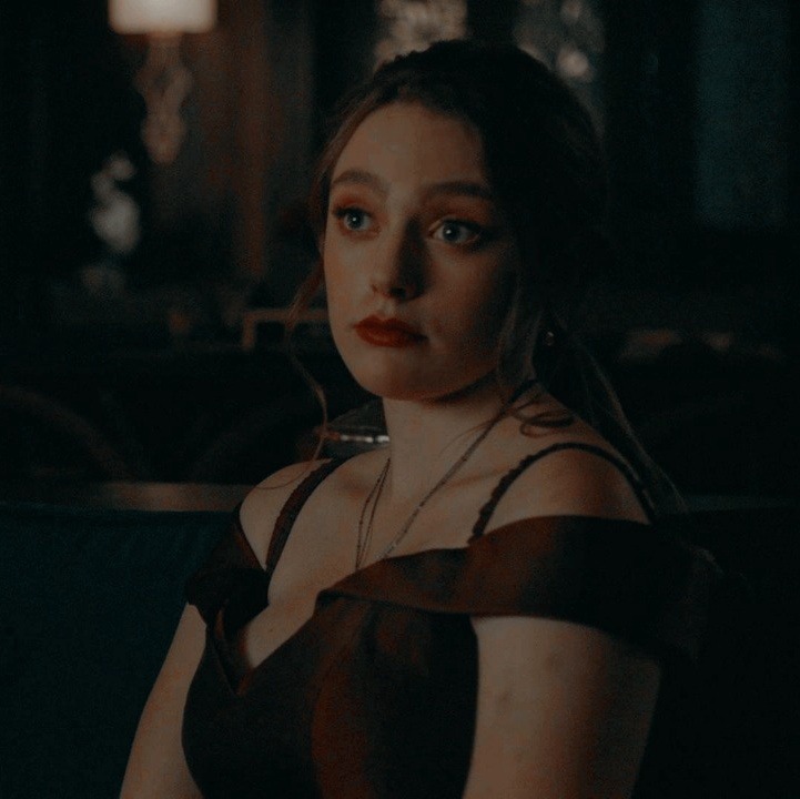 13+ Hope Mikaelson Gif