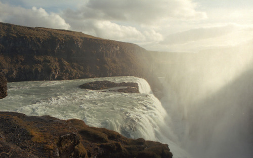 nicetrails:Iceland is absurdly beautiful [OC] [3360x2096]