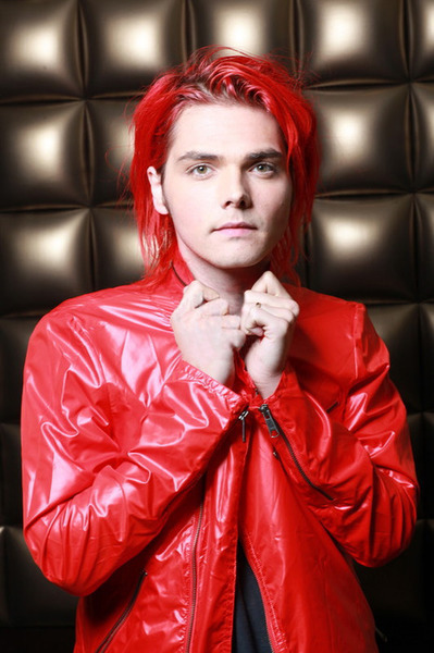 What is Gerard Way like with red hair? - JustGerardThings