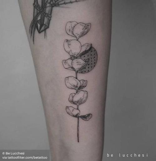 By Be Lucchesi, done at Unikat Tattoos, Berlin.... flower;betattoo;facebook;nature;blackwork;forearm;twitter;eucalyptus;medium size;illustrative