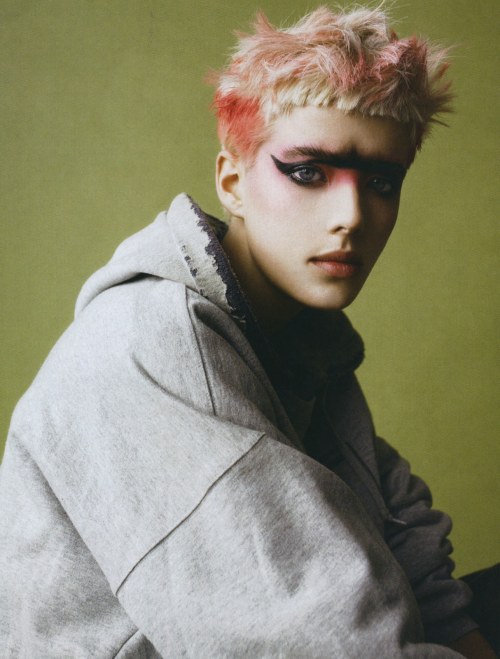 parkerandloulou:Agyness Deyn Pat Mcgrath Vogue Italia