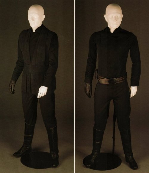 gffa:Star Wars Costumesi need all of these in my closet. one...