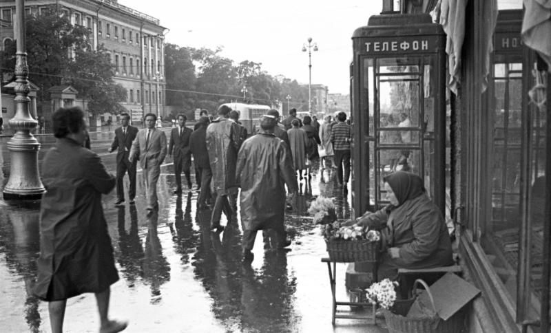 Leningrad, 1960s. Photo by Vsevolod Tarasevich.