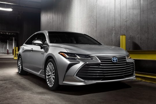 toyota avalon hybrid limited 2018 cinza dianteira grade