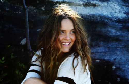 Next photo of Rebecca Breeds