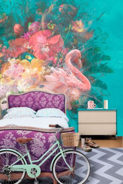 Painted walls, wall murals and wall papers